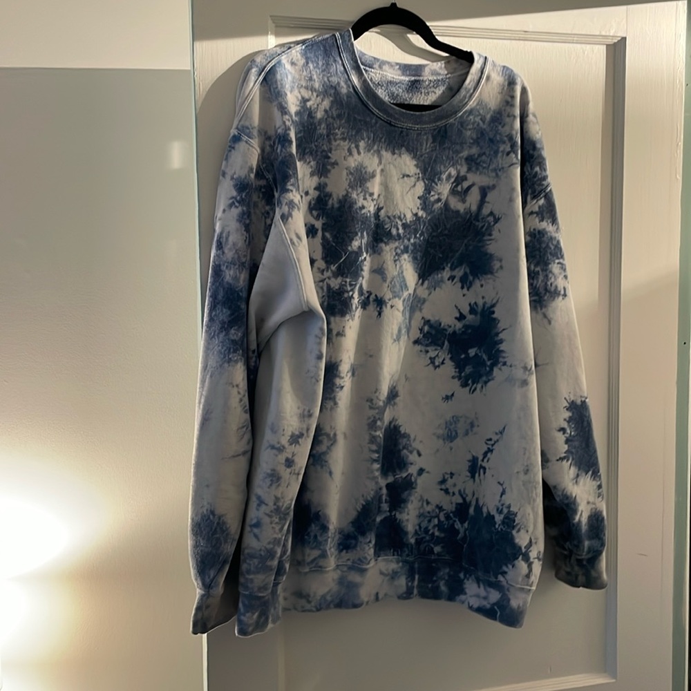 COPY - Urban Outfitters Blue Tie Dye Sweatshirt